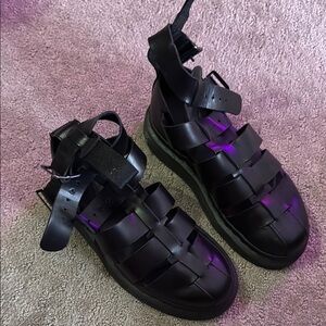 Dr. Marten’s Vintage Leather Black Strappy Sandals